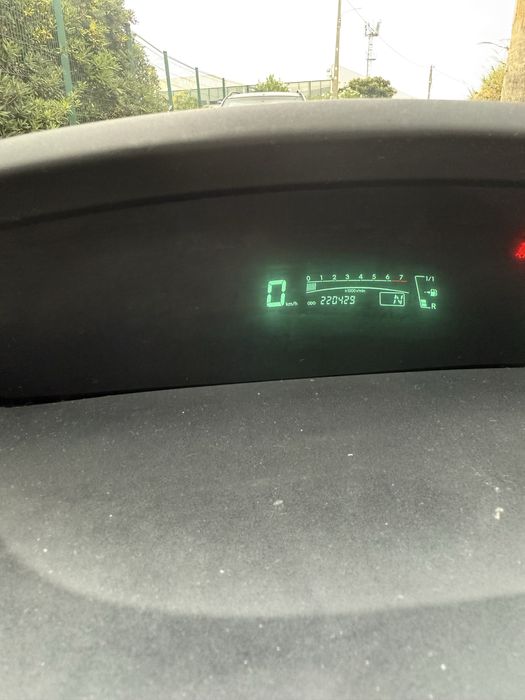 Vendo toyota yaris caixa automatica