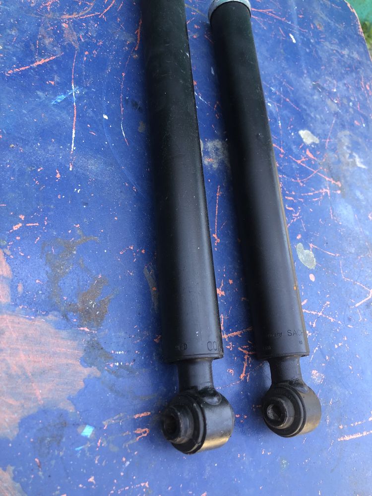 Material Mercedes CD220