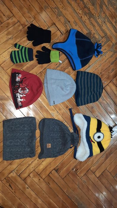 Продам шапки, перчатки, варежки, 50-52, манишка