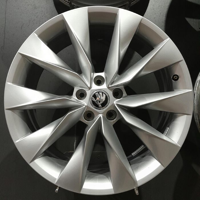 Felgi 19 5x112 Skoda Enyaq, Kodiaq, Octavia IV, Superb (F507109-48)