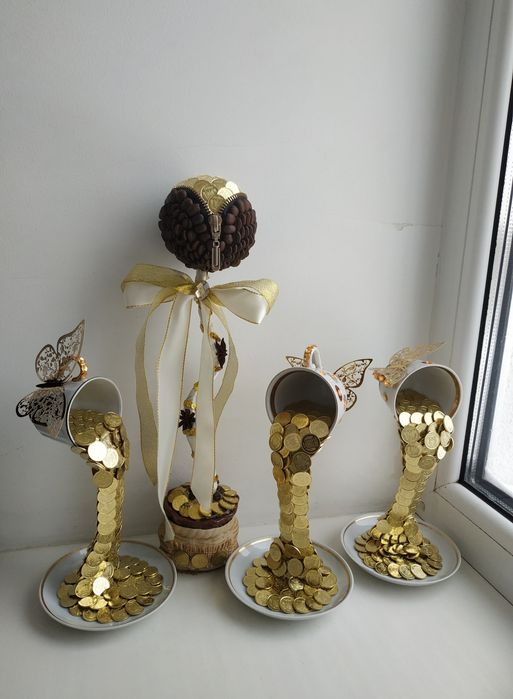 Топіарій кавове дерево паряща чашка кавова новий рік ялинка монети ка