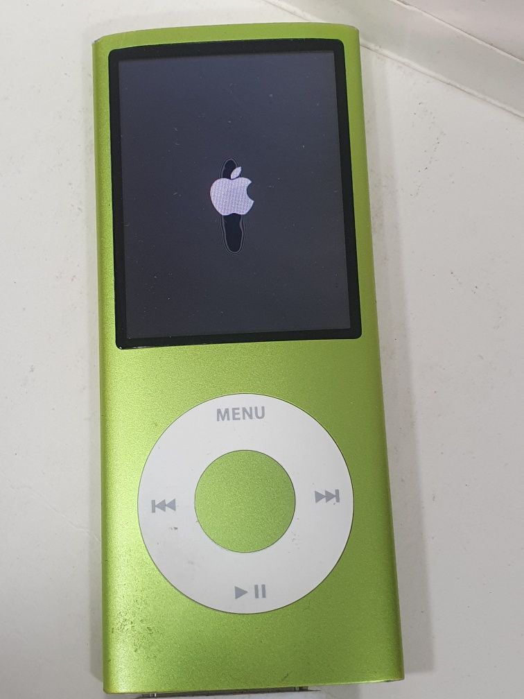 Apple iPod А1285 "8гб"