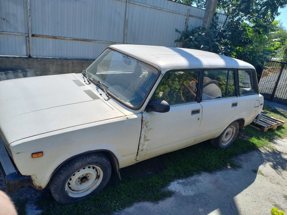 Продаю Жигуль 2104