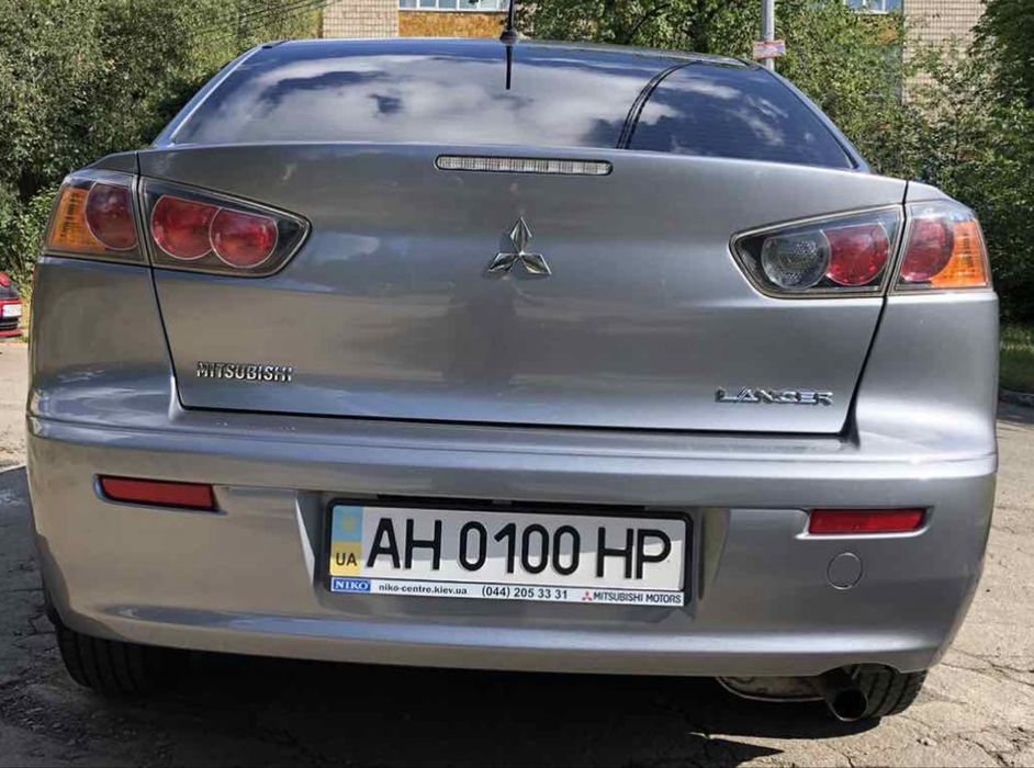 Продам  своє авто  Lancer X (выпуску.  11.2015) в надійні руки)