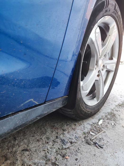 Брызговики на Chevrolet Volt Вольт 1/2