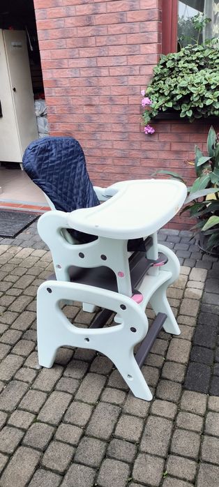 Sprzedam  cały zestaw krzesełko   nakładkę i sch