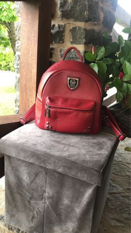 Стильный женский рюкзак новинка красного цвета