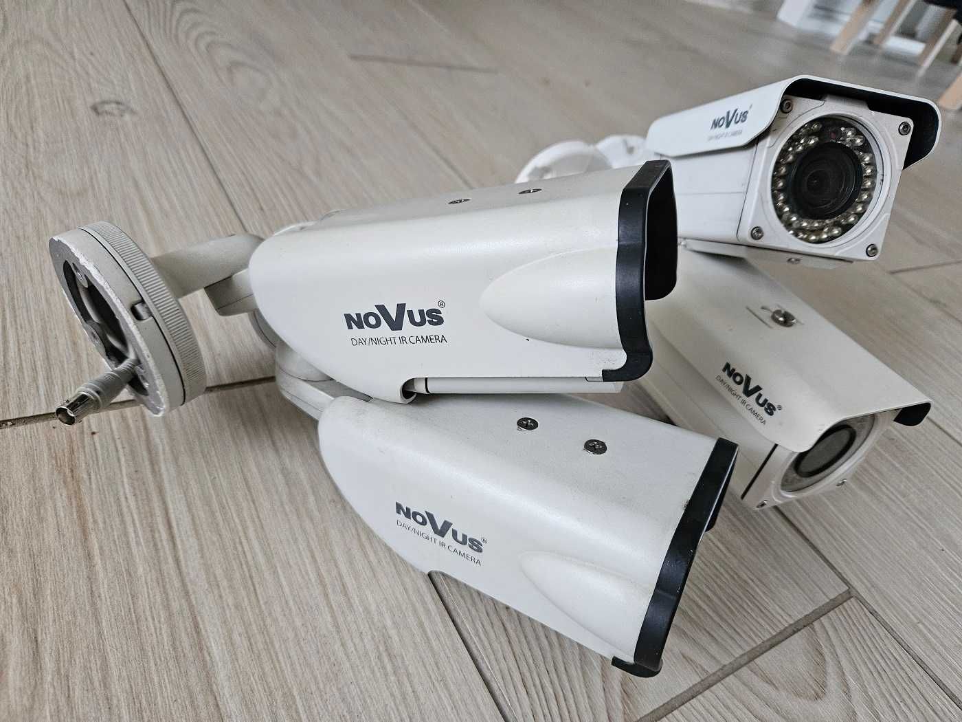 Zestaw do monitoringu , Novus 4 kamery + rejestrator