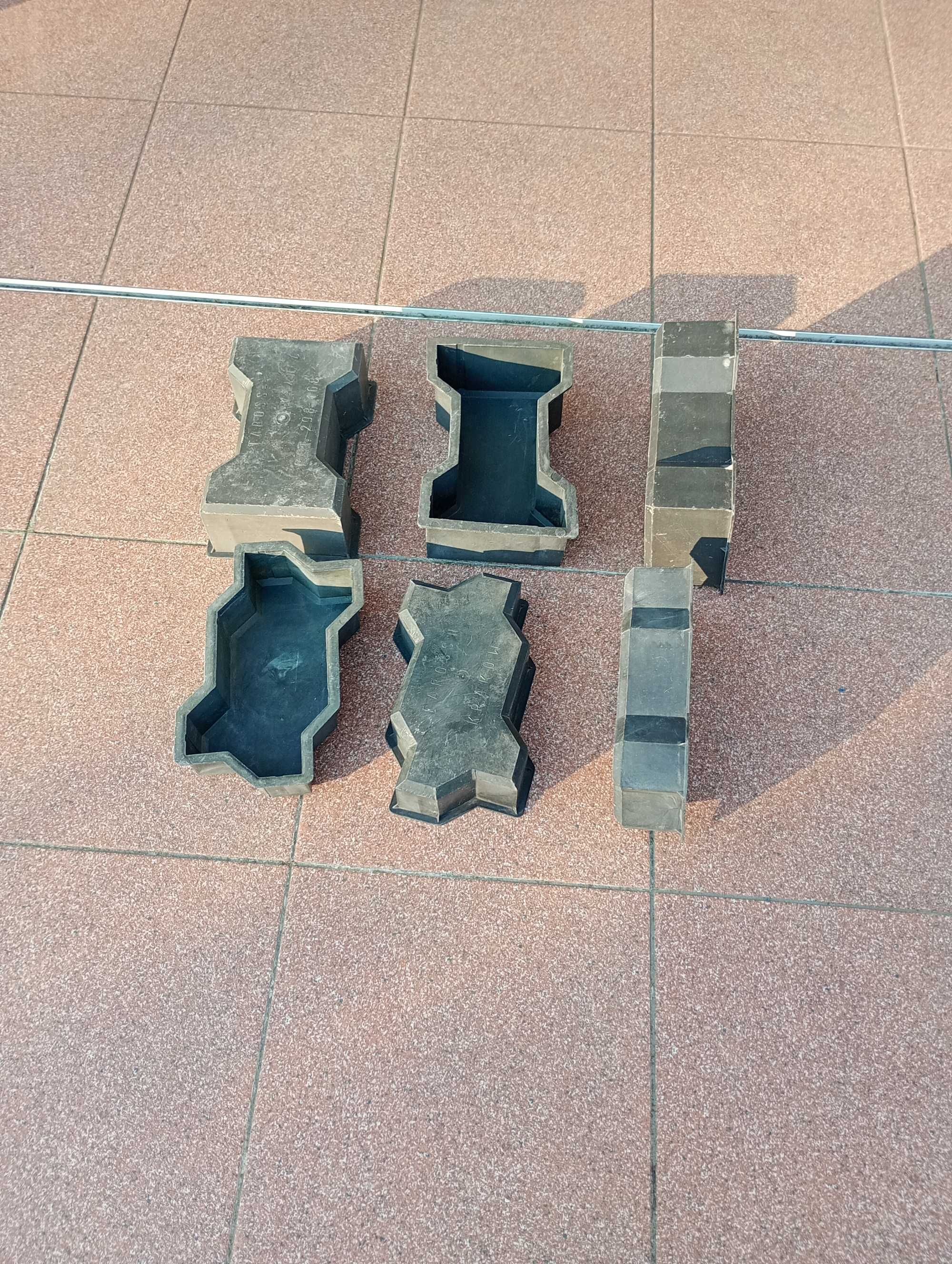 formy plastikowe do kostki brukowej
