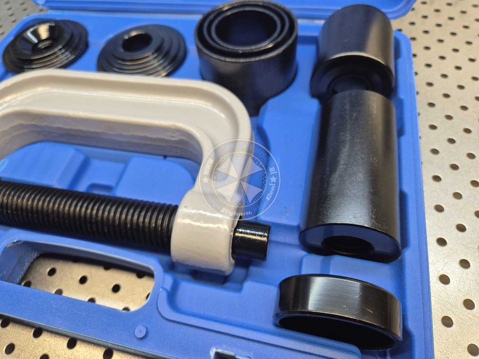 Ściągacz sworzni tulei - prasa śrubowa Ściągacz SWORZNI PRZEGUBÓW