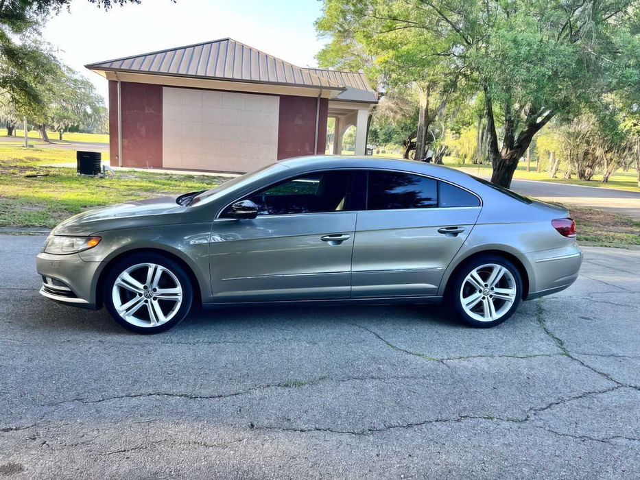 Volkswagen CC      2013