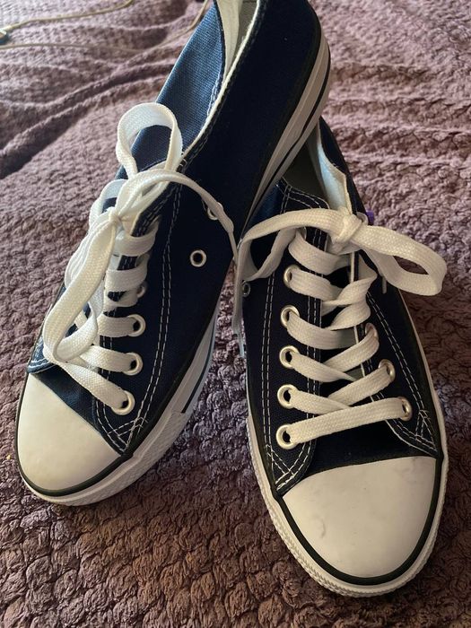 Кеди/конверси/жіноче взуття