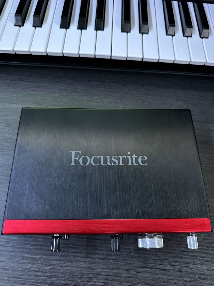 Focusrite Clarett 2Pre USB. Стан нової