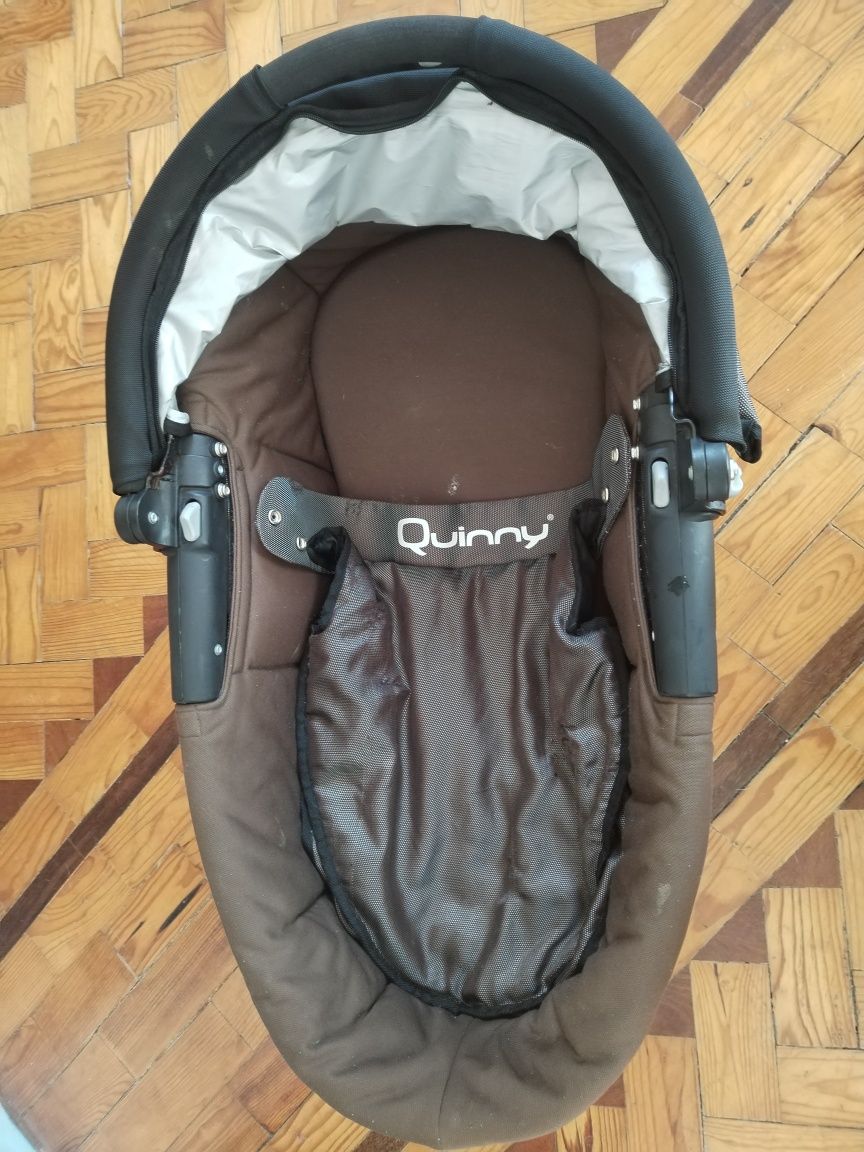 Alcofa de passeio Quinny
