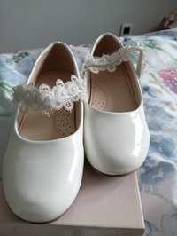 Buty komunijne pantofelki białe 33