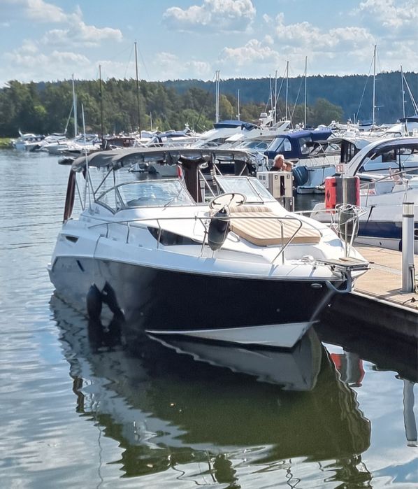 Łódz Motorowa Larson 927 Cabrio 8.2 MPI Motorówka Jacht