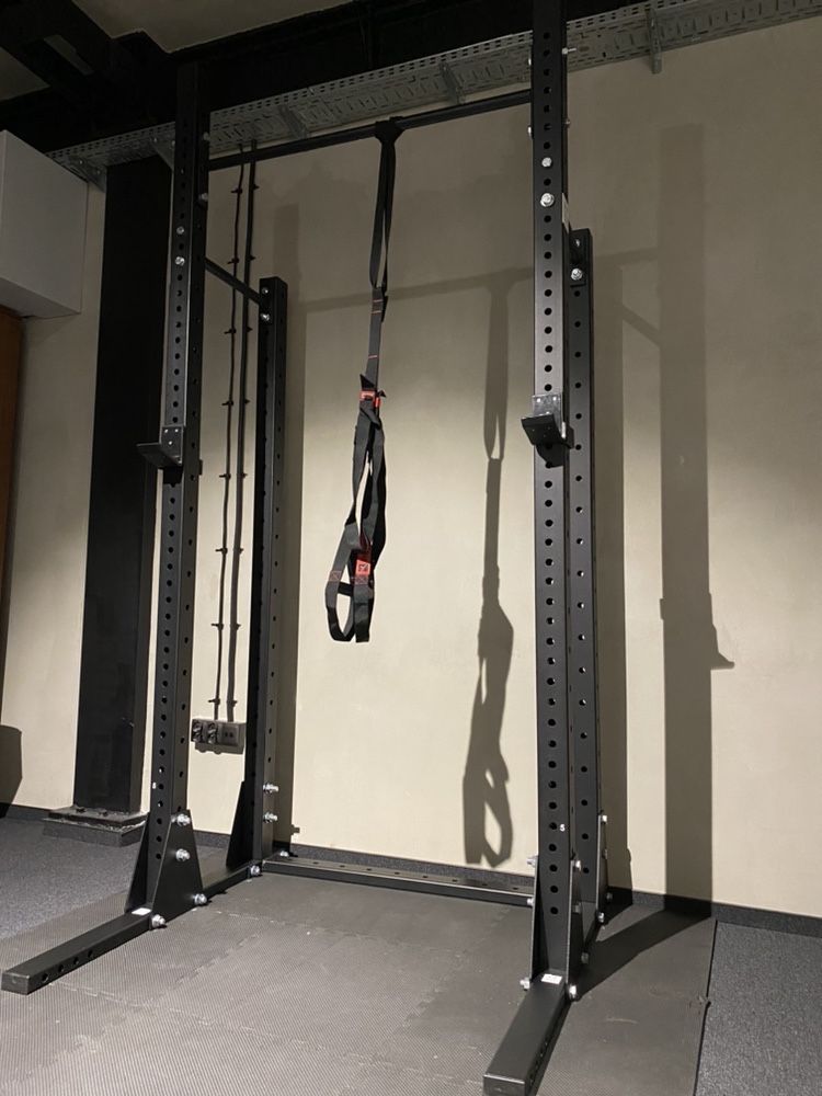 Brama power rack rig klatka