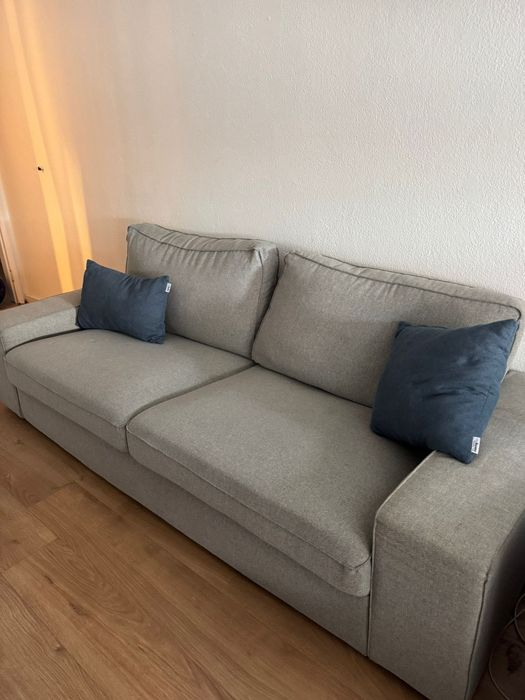 Sofá de 3 lugares ikea, modelo kivik