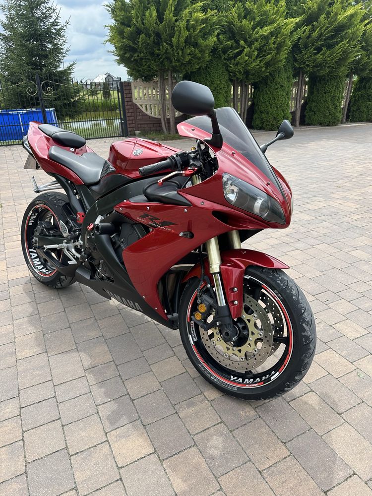 Yamaha R1 rn12 2006