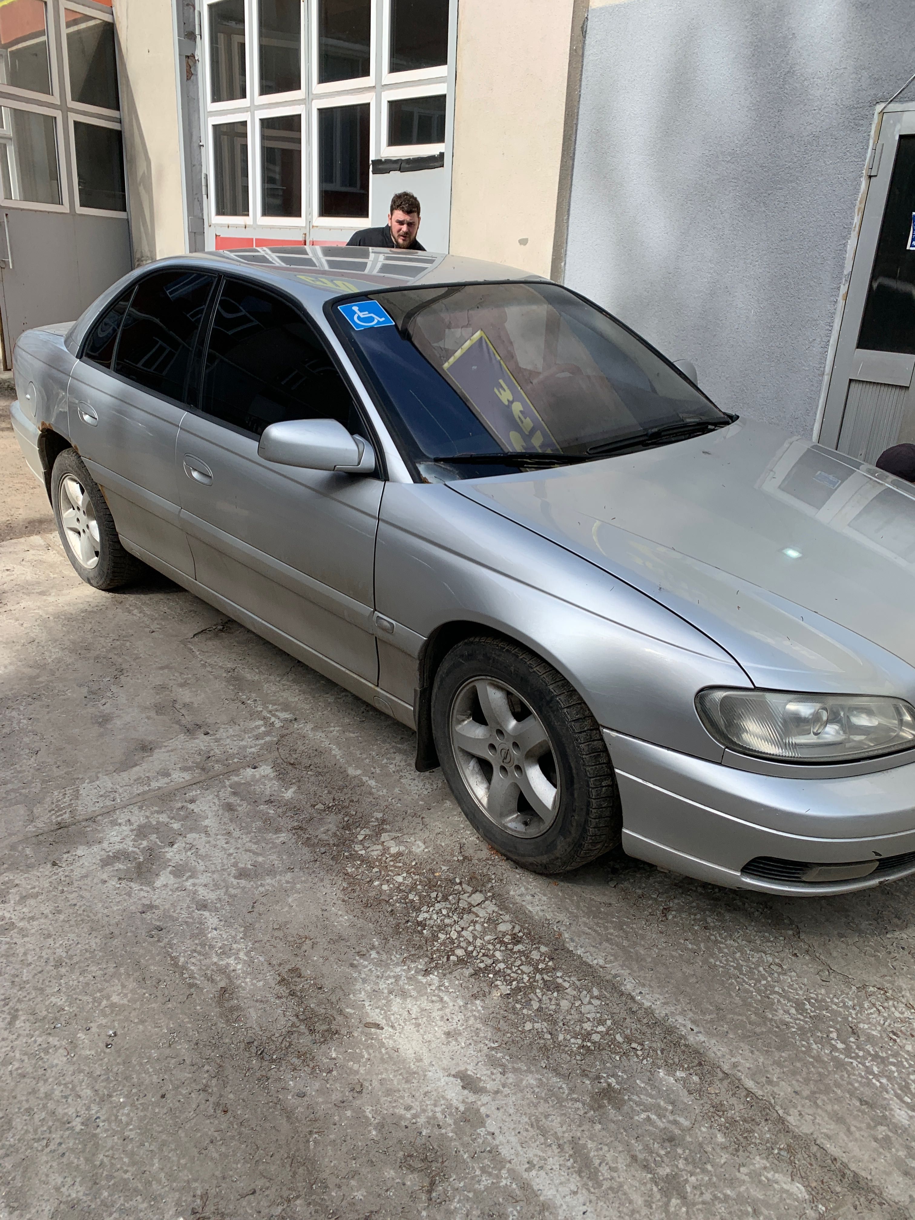 Opel omega срочний продаж.