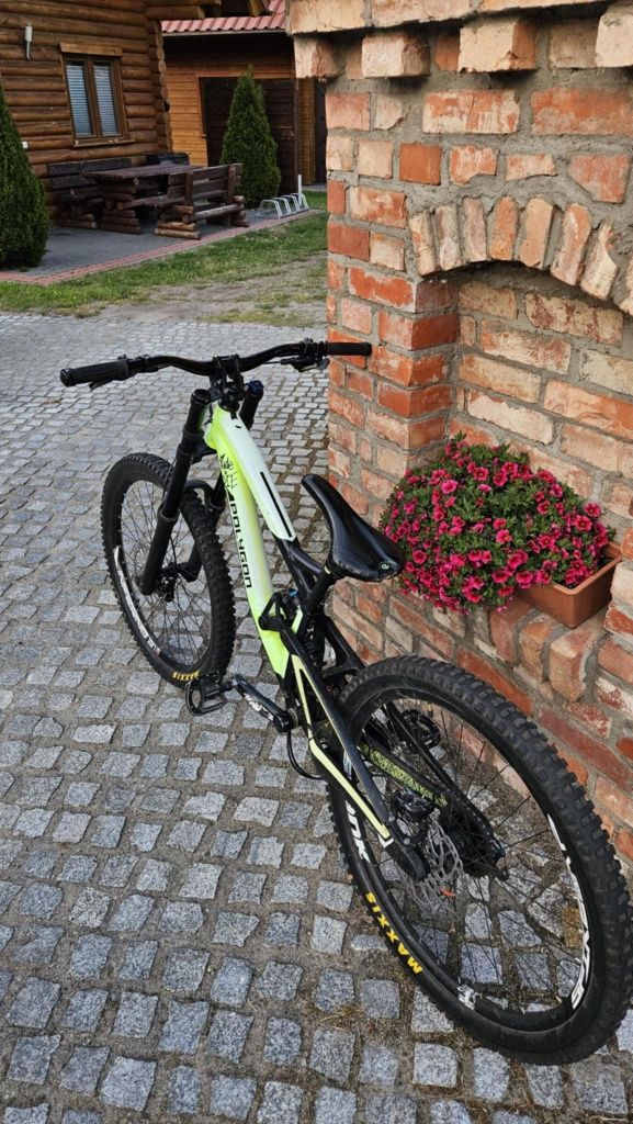 Rower Polygon collosus dh7 2017 (s) 27.5