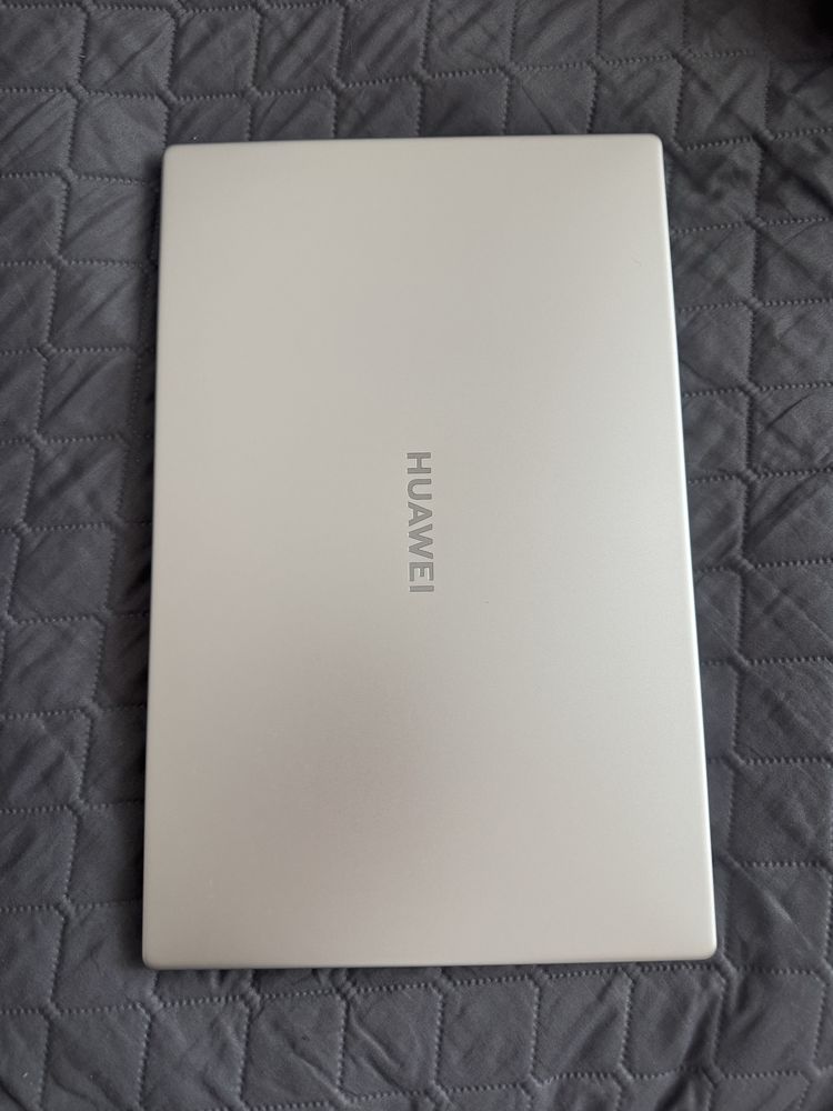 Huawei MateBook D15