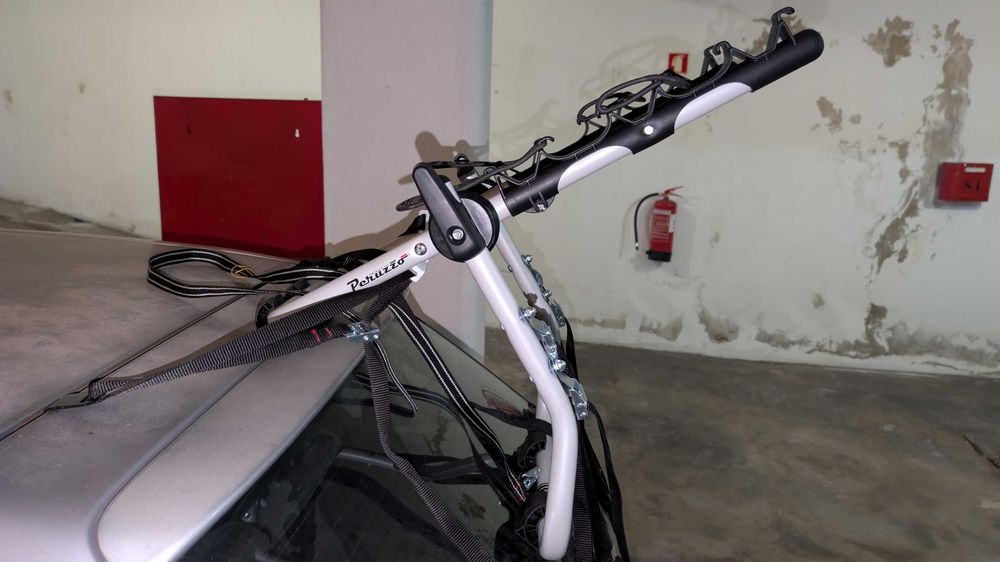 Suporte carro para 3 bicicletas Peruzzo Verona em alumínio