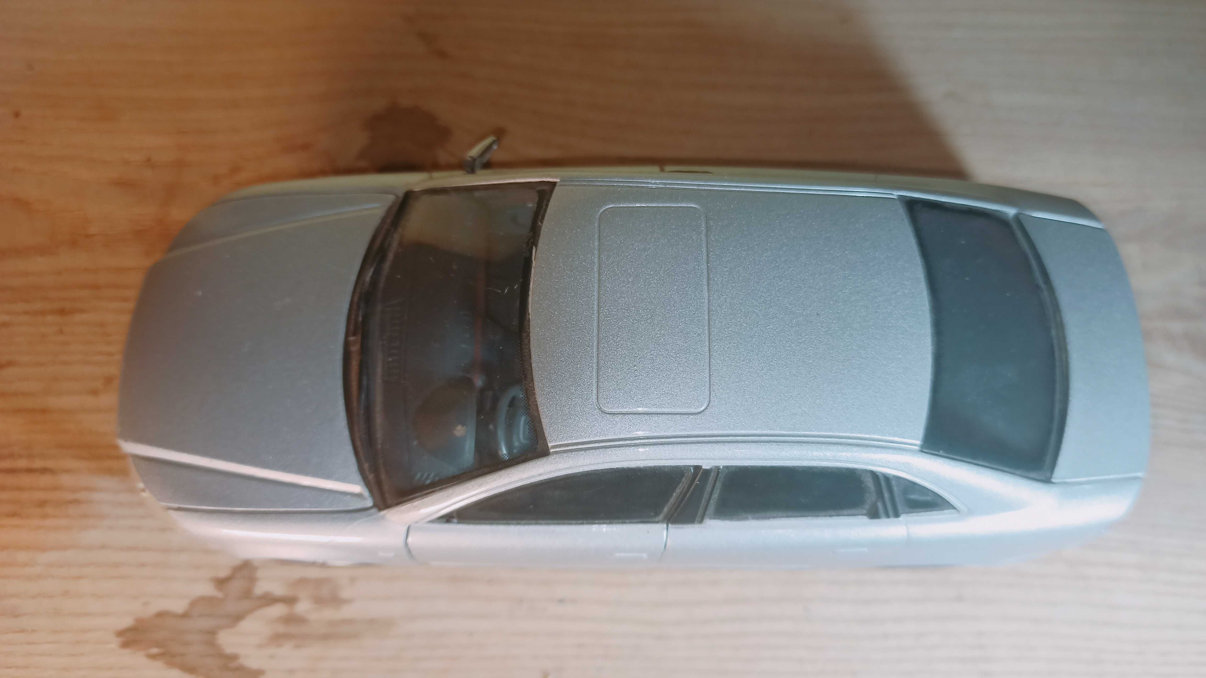 Модель автомобіля Audi A4 Hongwell. Машинка.