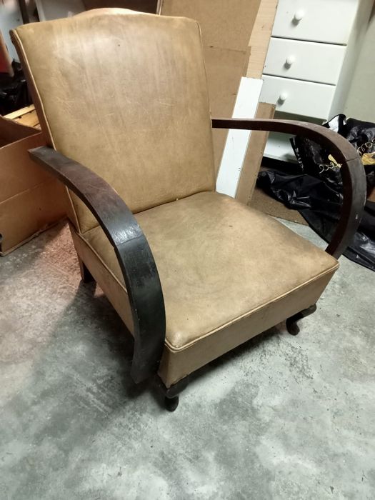 Cadeirão antigo vintage