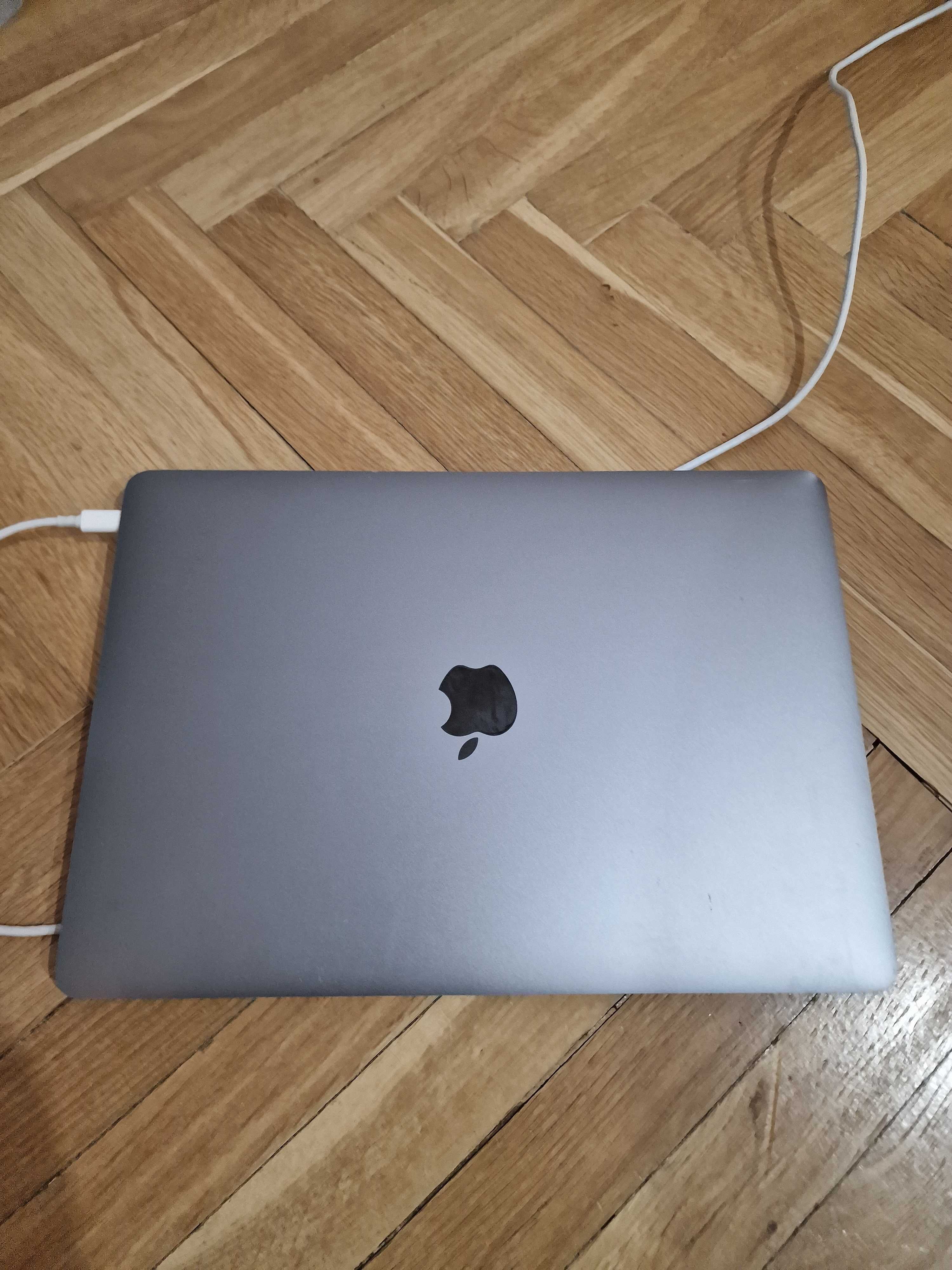 Macbook Pro 13 2017 rok. INTEL I7 16Gb Ram 256Gb SSD! Najnowszy Soft!