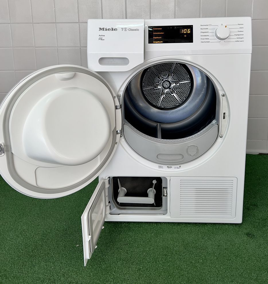 Сушильна машина Miele TDB 230 WP