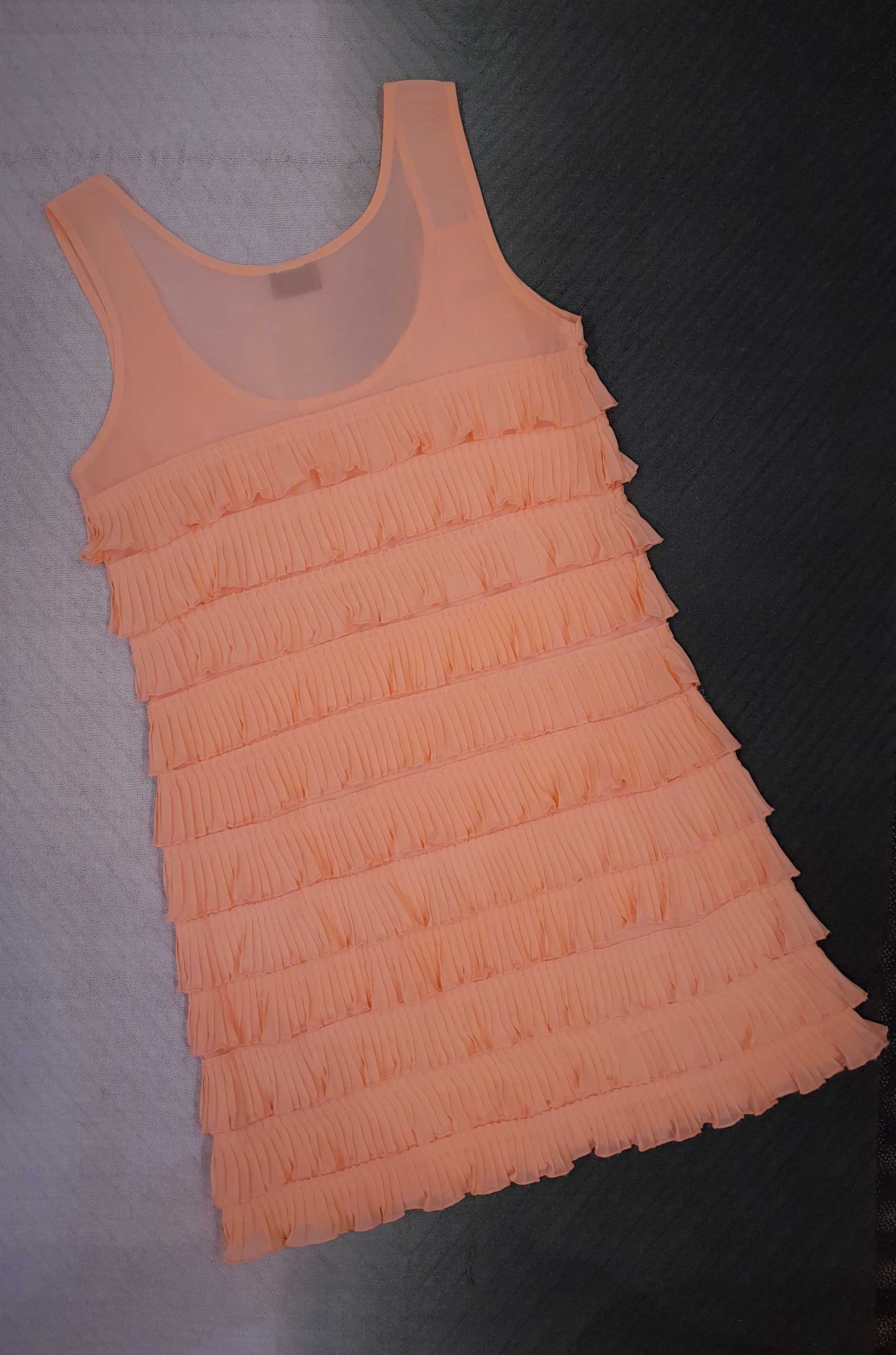 Сукня ніжно-персиковий колір  з плісеровкою