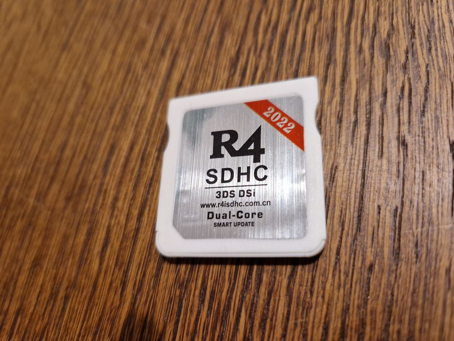 Kartridż R4 2022 Nintendo DS i 3DS