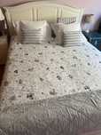 Cama de casal com cabeceira