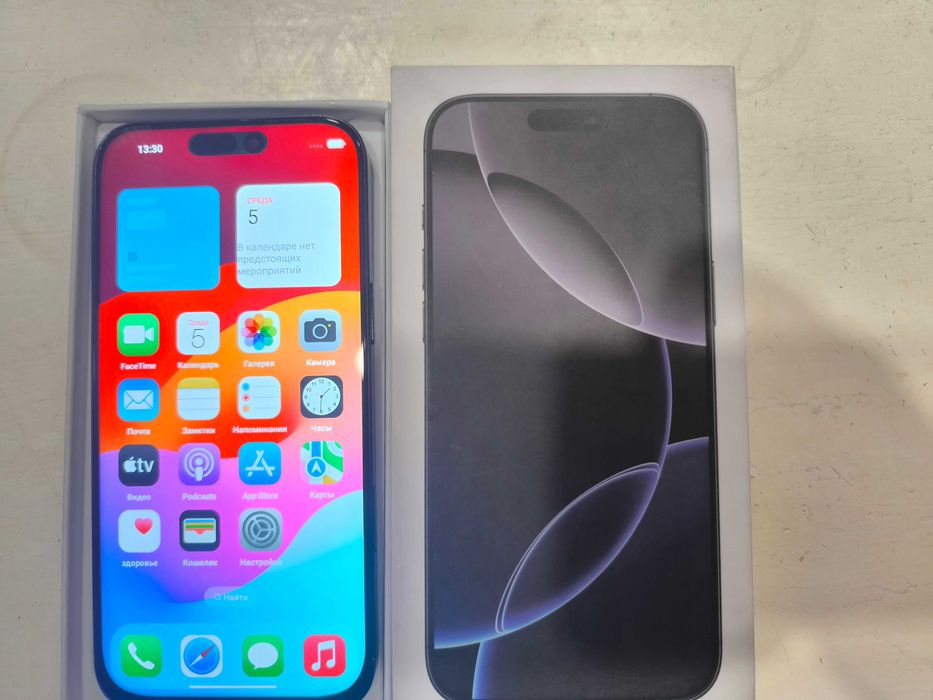 Продам мобiльний телефон iPhone 16 pro max.Е нюанси.