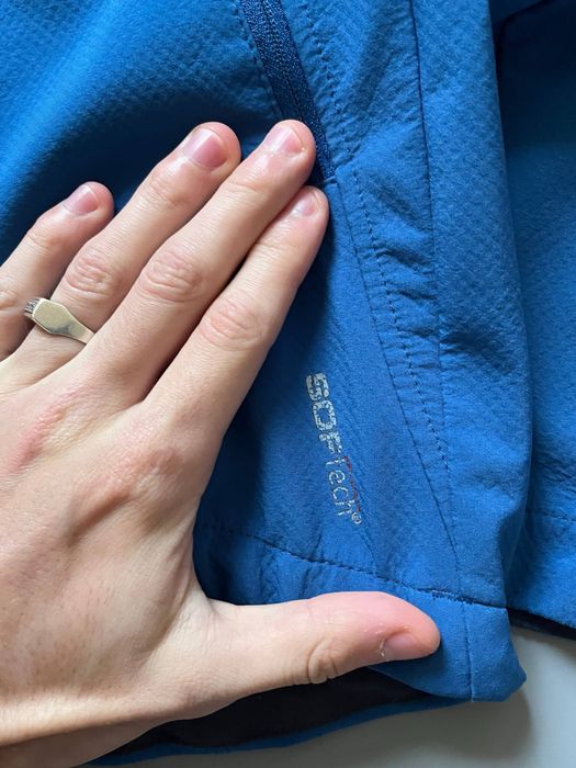 Трекінговий софтшел від Mammut