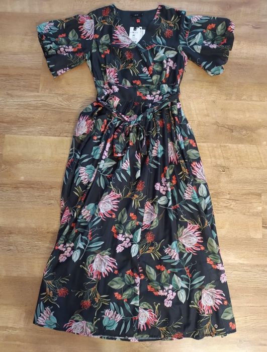 Wzorzysta sukienka maxi dekolt w serek wiskoza 70% rozm 40 NOWA