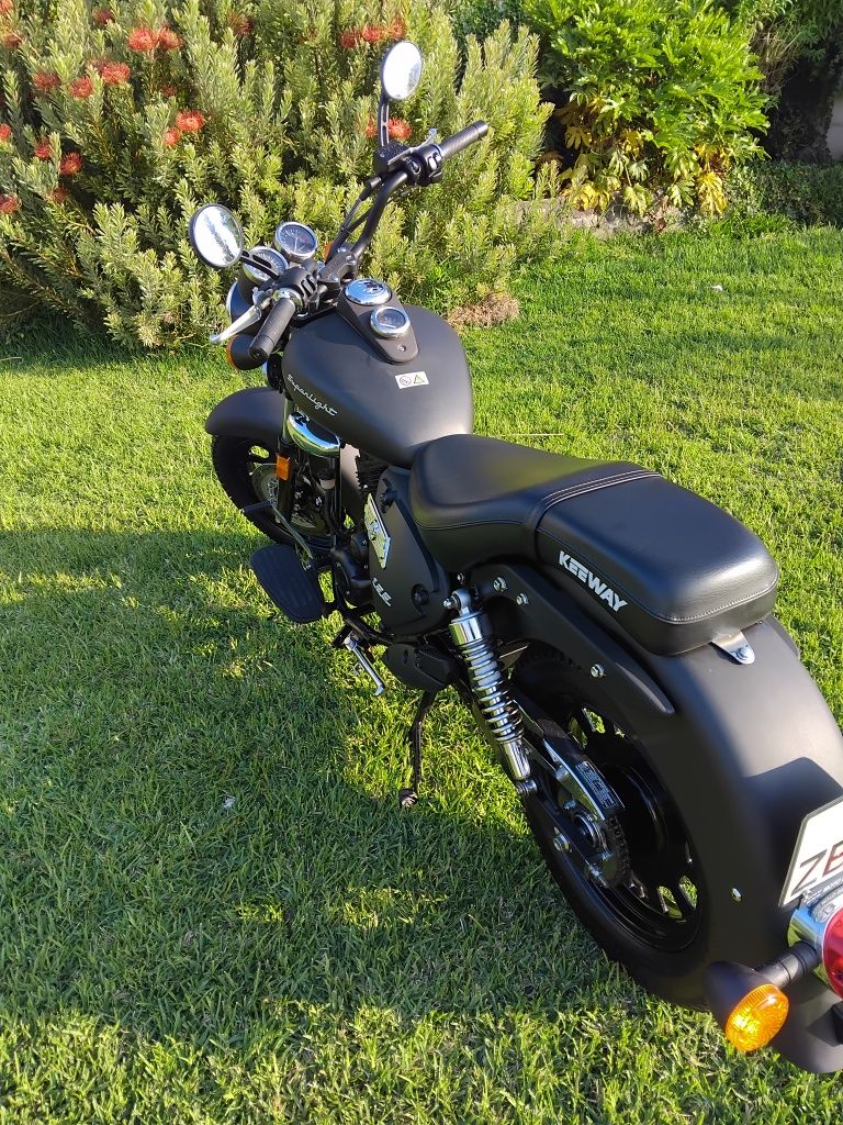 Keeway Superlight 125