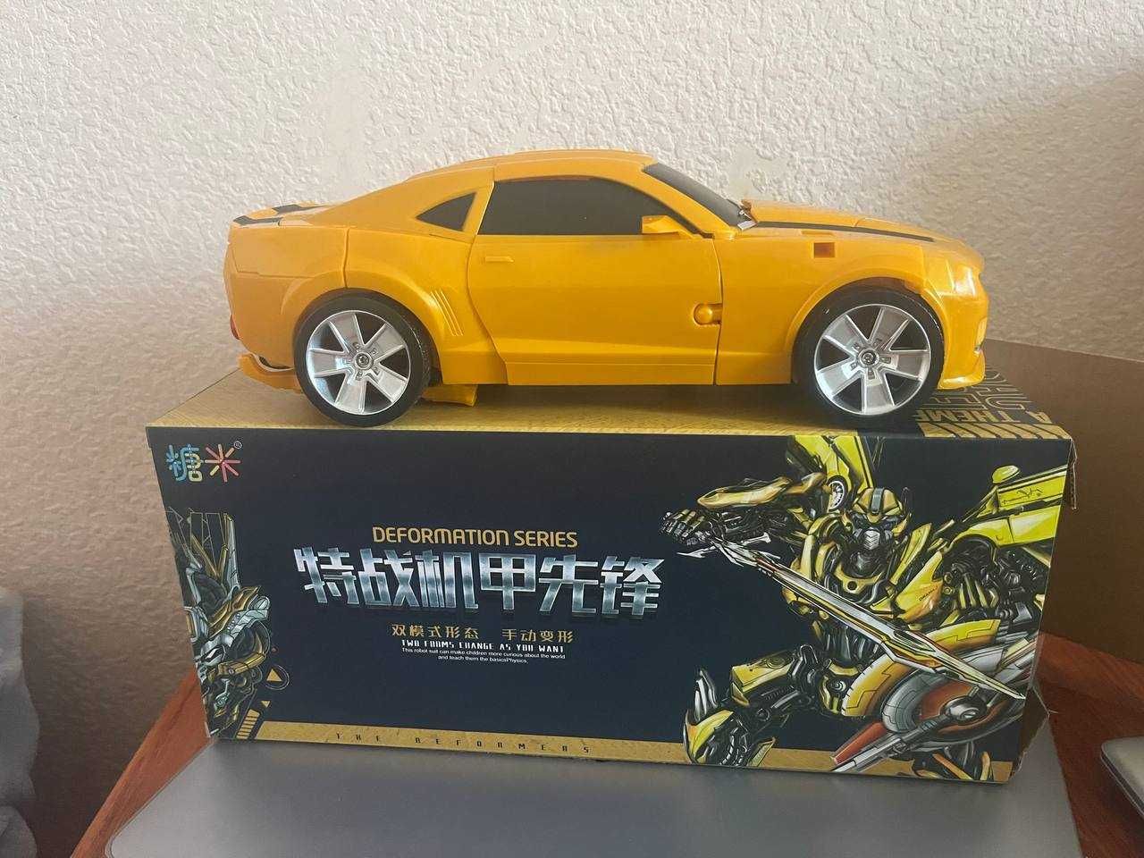 Велетенський  робот Трансформер Бамбл Bumblebee  45  см