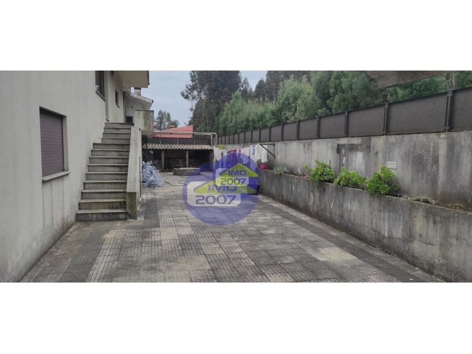 Moradia isolada T3 em Lourosa