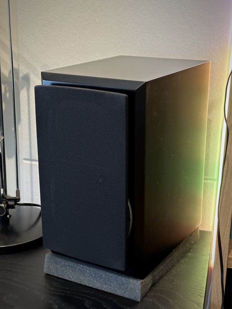 Dynaudio Emit M10 głośniki podstawkowe