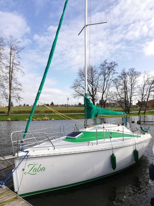 Czarter jachtu Twister 800 z webasto Iława Jeziorak/Mazury