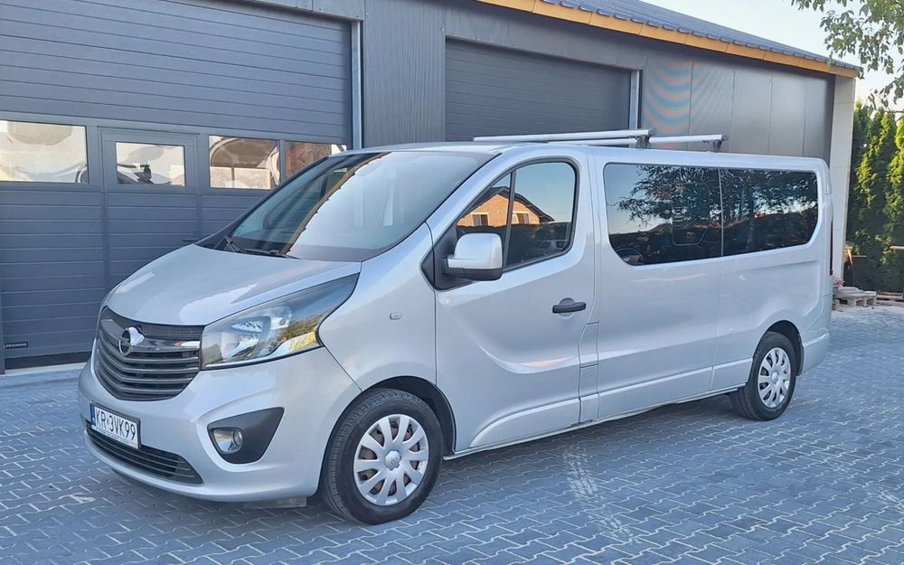 Opel Vivaro 9 Osobowy