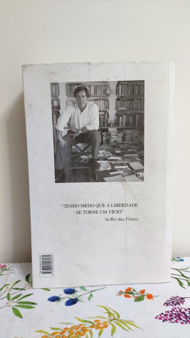 Rio das Flores- Miguel Sousa Tavares