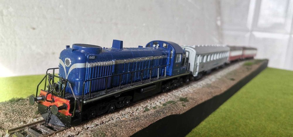 Locomotiva Cp 1503 ho 1/87 Nova