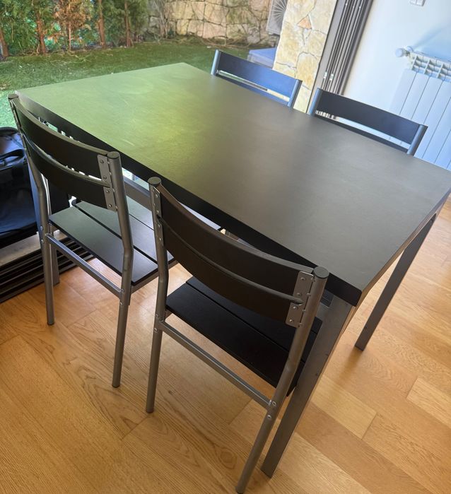 Mesa Sala Refeição + 4 Cadeiras + Mesa Centro