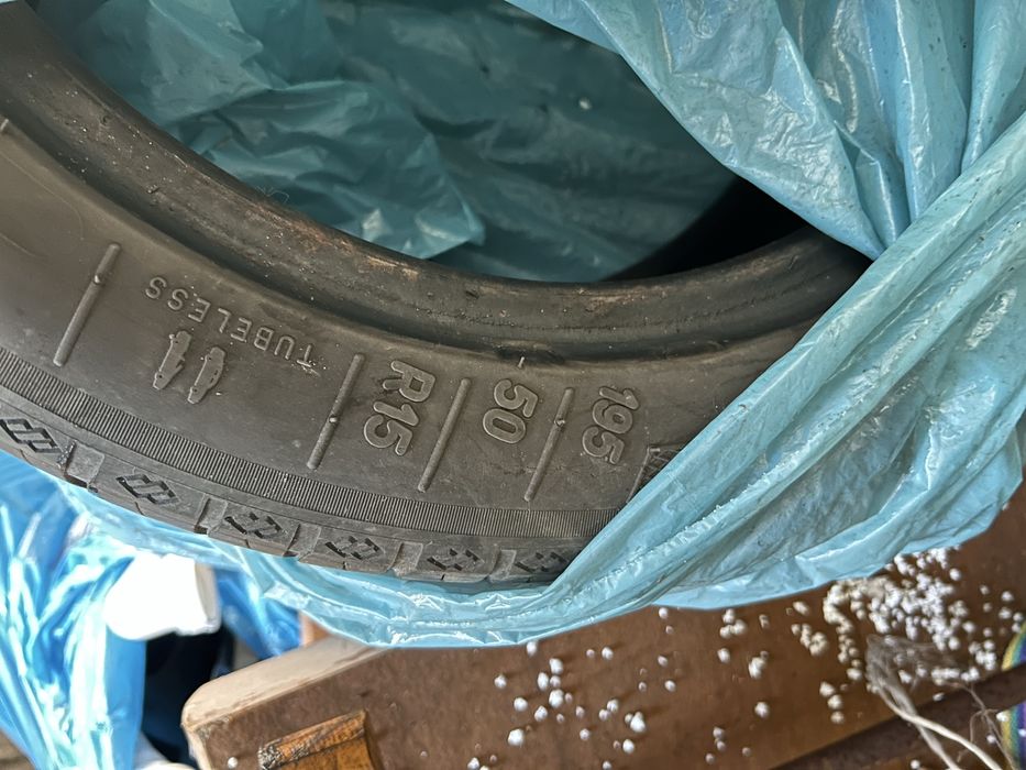 Opony zimowe 195/55 R15 i letnie 195/50 R15