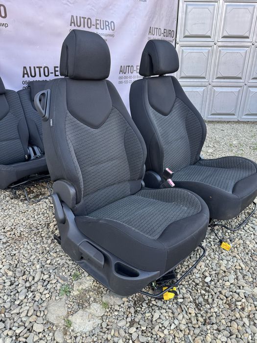 Сидіння сидения сідушки пежо 308 салон Пежо 308