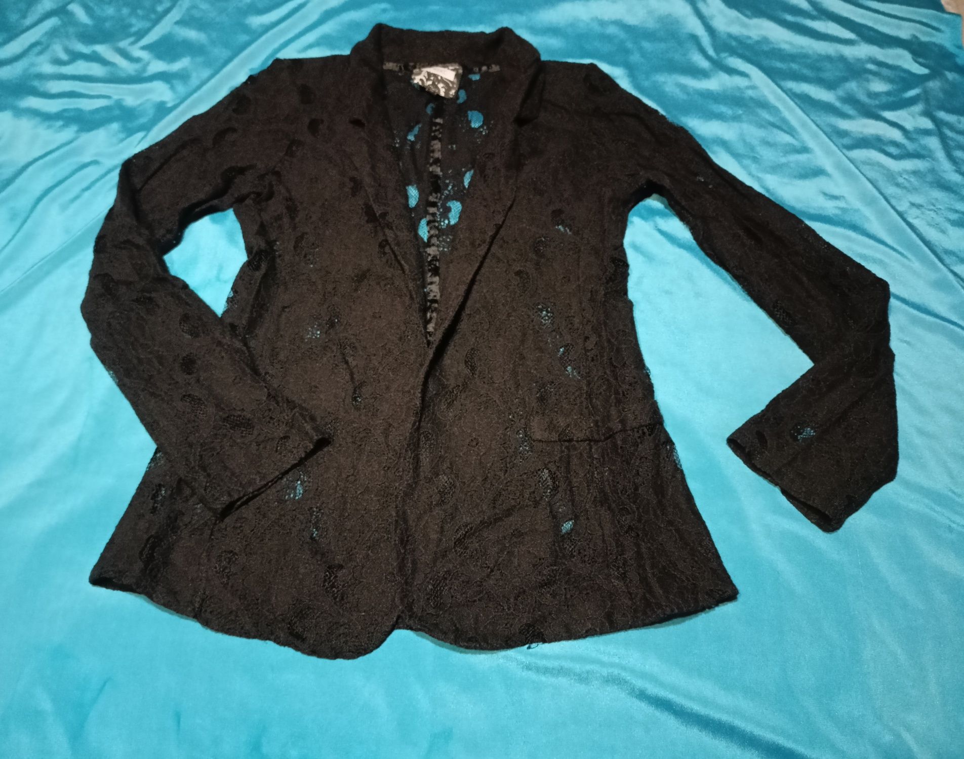 Koronkowa czarna marynarka vintage rozmiar S. Avant Garde.