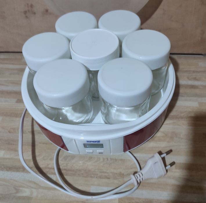 Йогуртниця еlbee